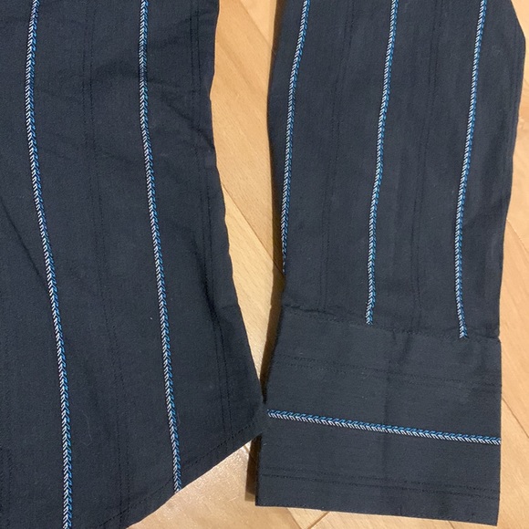 VEUC Le Chateau Button Up Blouse -Black w Blue & Silver Striped Detail - size L - Picture 13 of 14